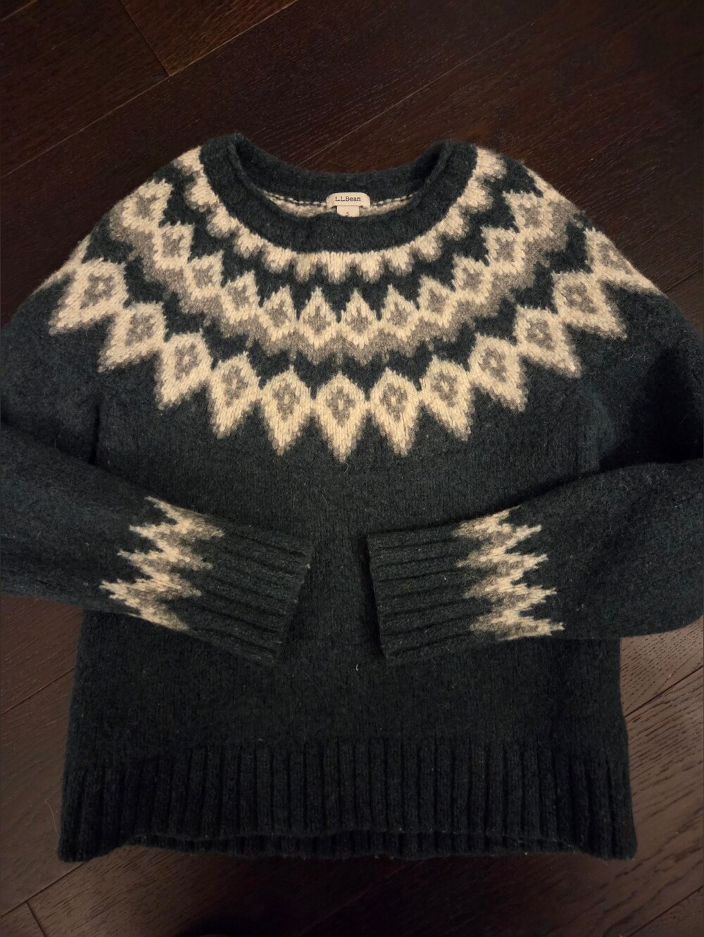 LL Bean 100% Lambswool Fair Isle Forest Green Sweater